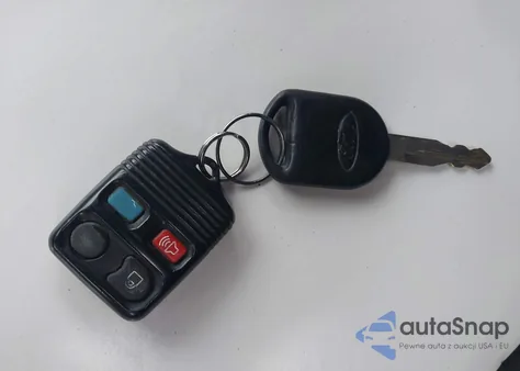 2010 Ford Focus Se z USA, uszkodzony, nr VIN 1FAHP3FN0AW272295